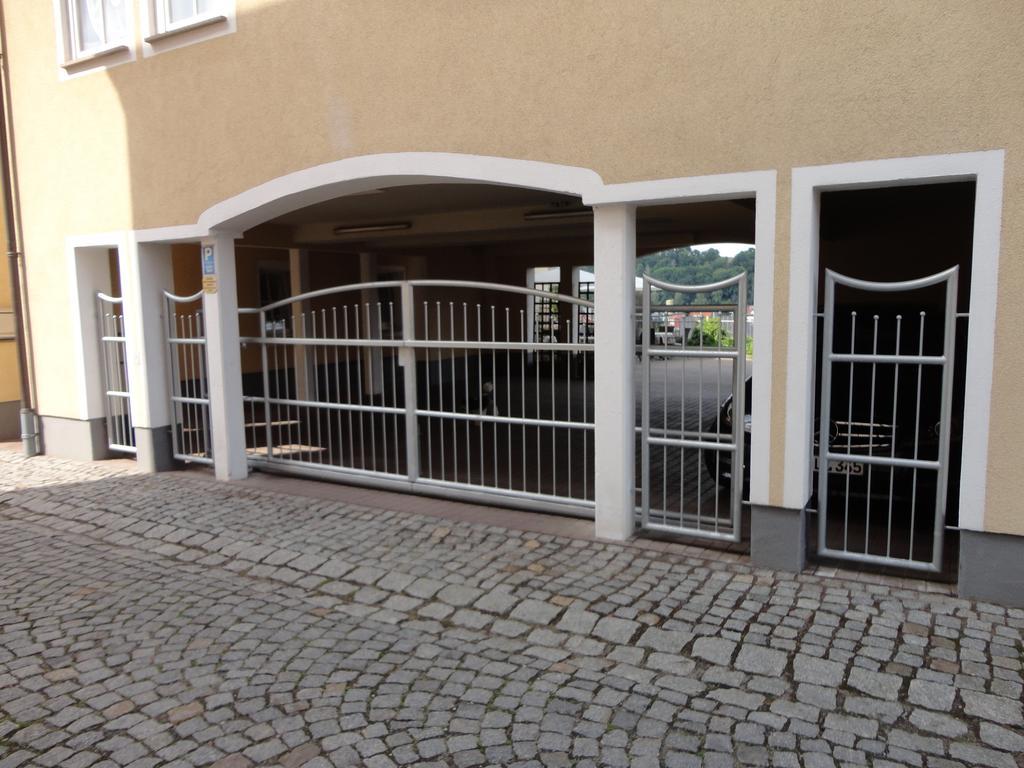 Hotel Am Schloss Dippoldiswalde Bagian luar foto